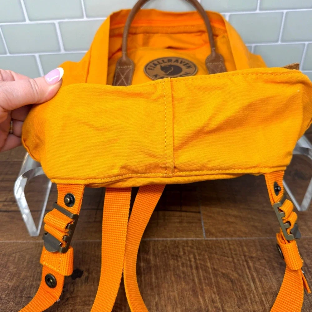 Fjällräven Kånken No. 2 Mini Backpack - Shell Orange (Color 205)